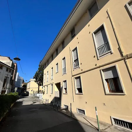 All'ombra Del Carmine Apartment